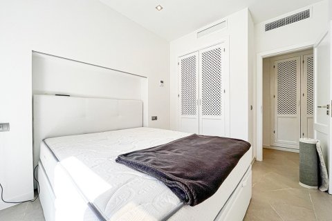 Villa en venta en Costa De La Calma, Mallorca, España 4 dormitorios, 300 m2 No. 143542 - foto 13