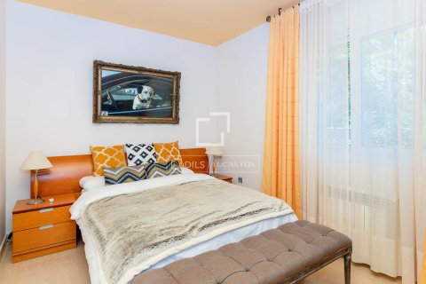 Villa for sale in Sitges, Barcelona, Spain 5 bedrooms, 224 sq.m. No. 150822 - photo 12