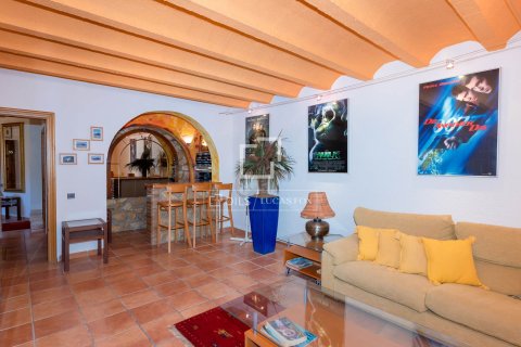 Villa for sale in Sitges, Barcelona, Spain 5 bedrooms, 224 sq.m. No. 150822 - photo 18