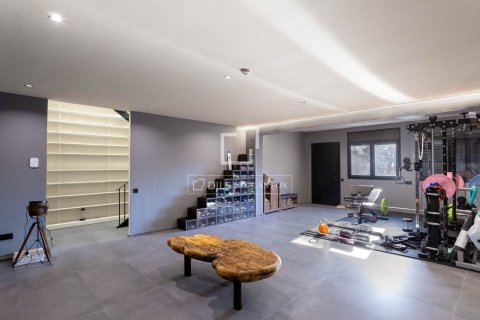 Villa till salu i Premia De Dalt, Barcelona, Spanien 4 sovrum, 331 kvm. Nr. 150819 - foto 16