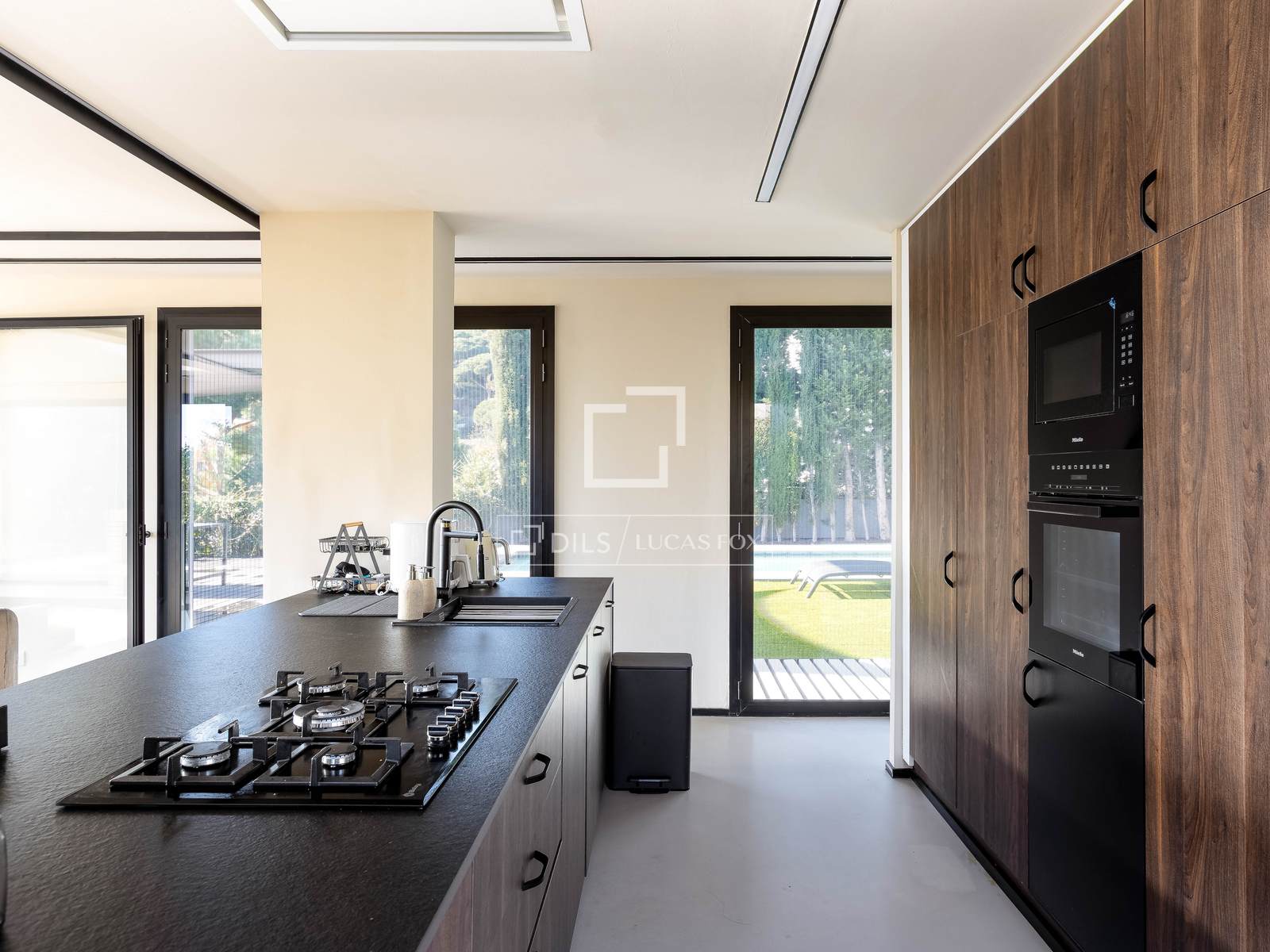 Villa a Premia De Dalt, Barcelona, Spagna 4 camere da letto, 331 mq. N° 150819