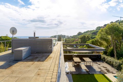 Villa till salu i Premia De Dalt, Barcelona, Spanien 4 sovrum, 331 kvm. Nr. 150819 - foto 29