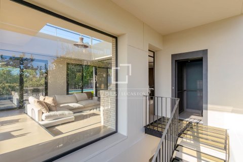 Villa till salu i Premia De Dalt, Barcelona, Spanien 4 sovrum, 331 kvm. Nr. 150819 - foto 14