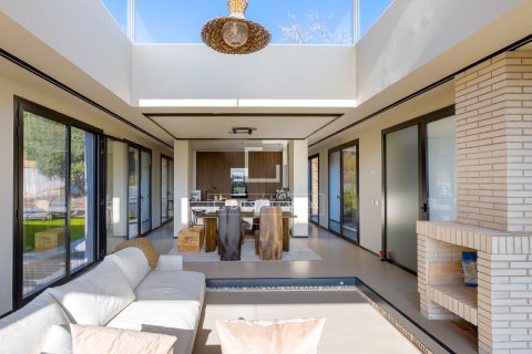 Villa till salu i Premia De Dalt, Barcelona, Spanien 4 sovrum, 331 kvm. Nr. 150819 - foto 7