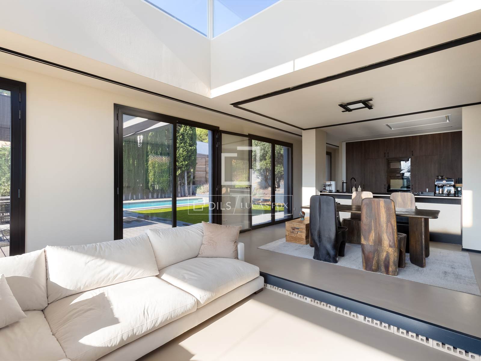Villa a Premia De Dalt, Barcelona, Spagna 4 camere da letto, 331 mq. N° 150819