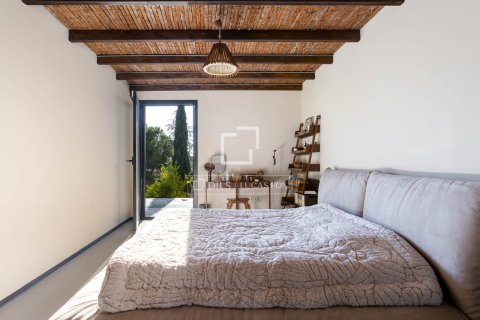 Villa till salu i Premia De Dalt, Barcelona, Spanien 4 sovrum, 331 kvm. Nr. 150819 - foto 22