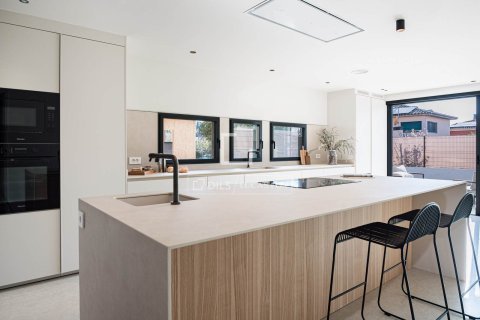 Продажа виллы в Сан-Кугат-дель-Вальес, Барселона, Испания 6 спален, 510м2 №150820 - фото 11