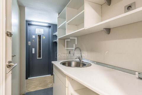 Apartment à vendre à Barcelona, Espagne, 6 chambres, 331 m2 No. 150824 - photo 22