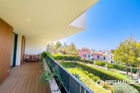Apartment for sale in Nova Santa Ponsa, Mallorca, Spain 2 bedrooms, 156 sq.m. No. 191963 - photo 3