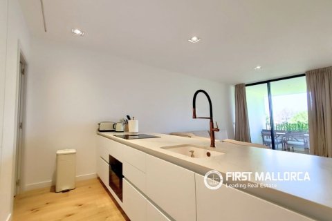 Apartment for sale in Nova Santa Ponsa, Mallorca, Spain 2 bedrooms, 156 sq.m. No. 191963 - photo 10
