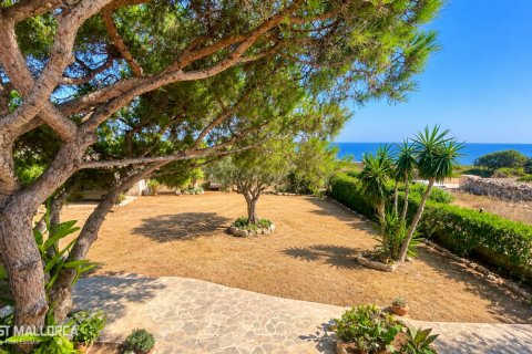 Finca in Cala Llombards, Mallorca, Spain 4 bedrooms, 240 sq.m. No. 191966