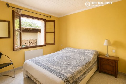 Finca for sale in Cala Llombards, Mallorca, Spain 4 bedrooms, 240 sq.m. No. 191966 - photo 17
