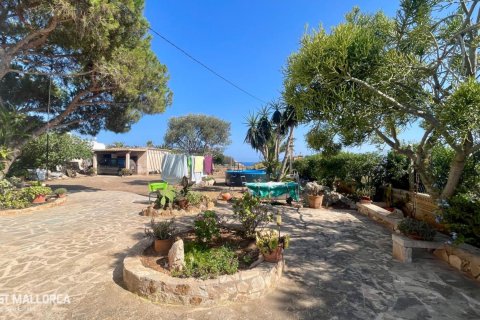 Finca for sale in Cala Llombards, Mallorca, Spain 4 bedrooms, 240 sq.m. No. 191966 - photo 8