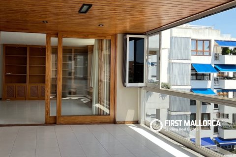 Apartment for rent in Cala Mayor, Mallorca, Spain 3 bedrooms, 121 sq.m. No. 191967 - photo 4
