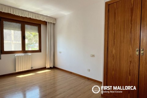 Apartment for rent in Cala Mayor, Mallorca, Spain 3 bedrooms, 121 sq.m. No. 191967 - photo 10