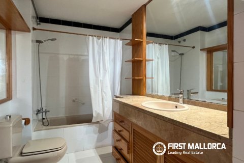 Apartment for rent in Cala Mayor, Mallorca, Spain 3 bedrooms, 121 sq.m. No. 191967 - photo 12