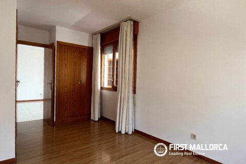 Apartment for rent in Cala Mayor, Mallorca, Spain 3 bedrooms, 121 sq.m. No. 191967 - photo 11
