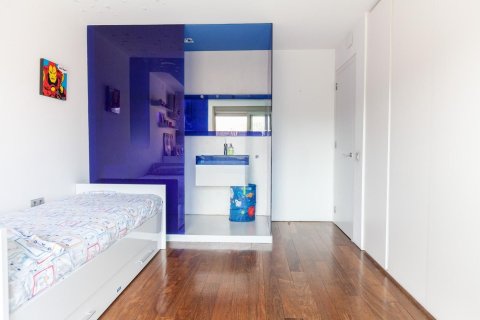 Сasa en venta en Sant Cugat del Vallès, Barcelona, España 5 dormitorios, No. 140926 - foto 27