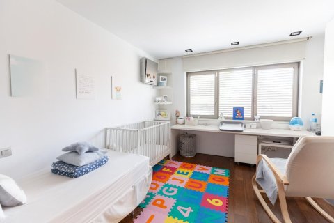 Сasa en venta en Sant Cugat del Vallès, Barcelona, España 5 dormitorios, No. 140926 - foto 24