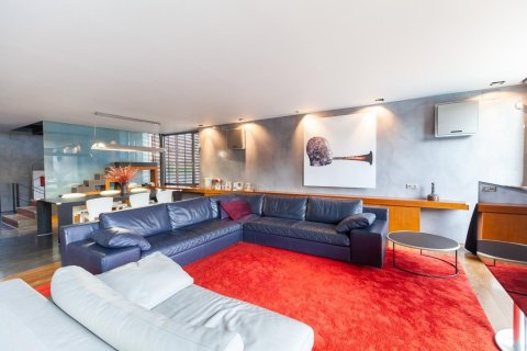 Сasa en venta en Sant Cugat del Vallès, Barcelona, España 5 dormitorios, No. 140926 - foto 4