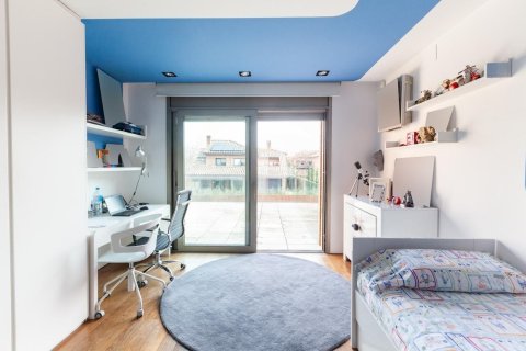 Сasa en venta en Sant Cugat del Vallès, Barcelona, España 5 dormitorios, No. 140926 - foto 25