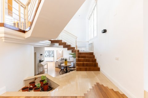 Продажа дома в Сан-Кугат-дель-Вальес, Барселона, Испания 7 спален, 1900м2 №140931 - фото 22