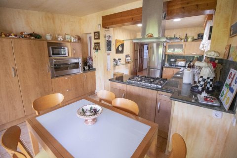 House for sale in Coma-Ruga, Tarragona, Spain 5 bedrooms, No. 140932 - photo 16