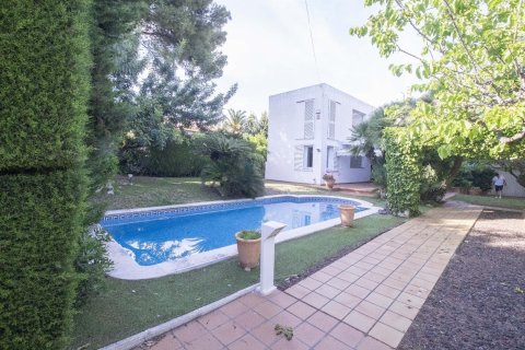 House for sale in Coma-Ruga, Tarragona, Spain 5 bedrooms, No. 140932 - photo 3