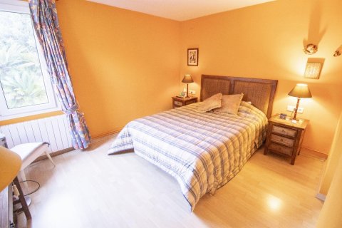 House for sale in Coma-Ruga, Tarragona, Spain 5 bedrooms, No. 140932 - photo 18