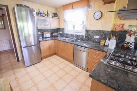 House for sale in Coma-Ruga, Tarragona, Spain 5 bedrooms, No. 140932 - photo 17