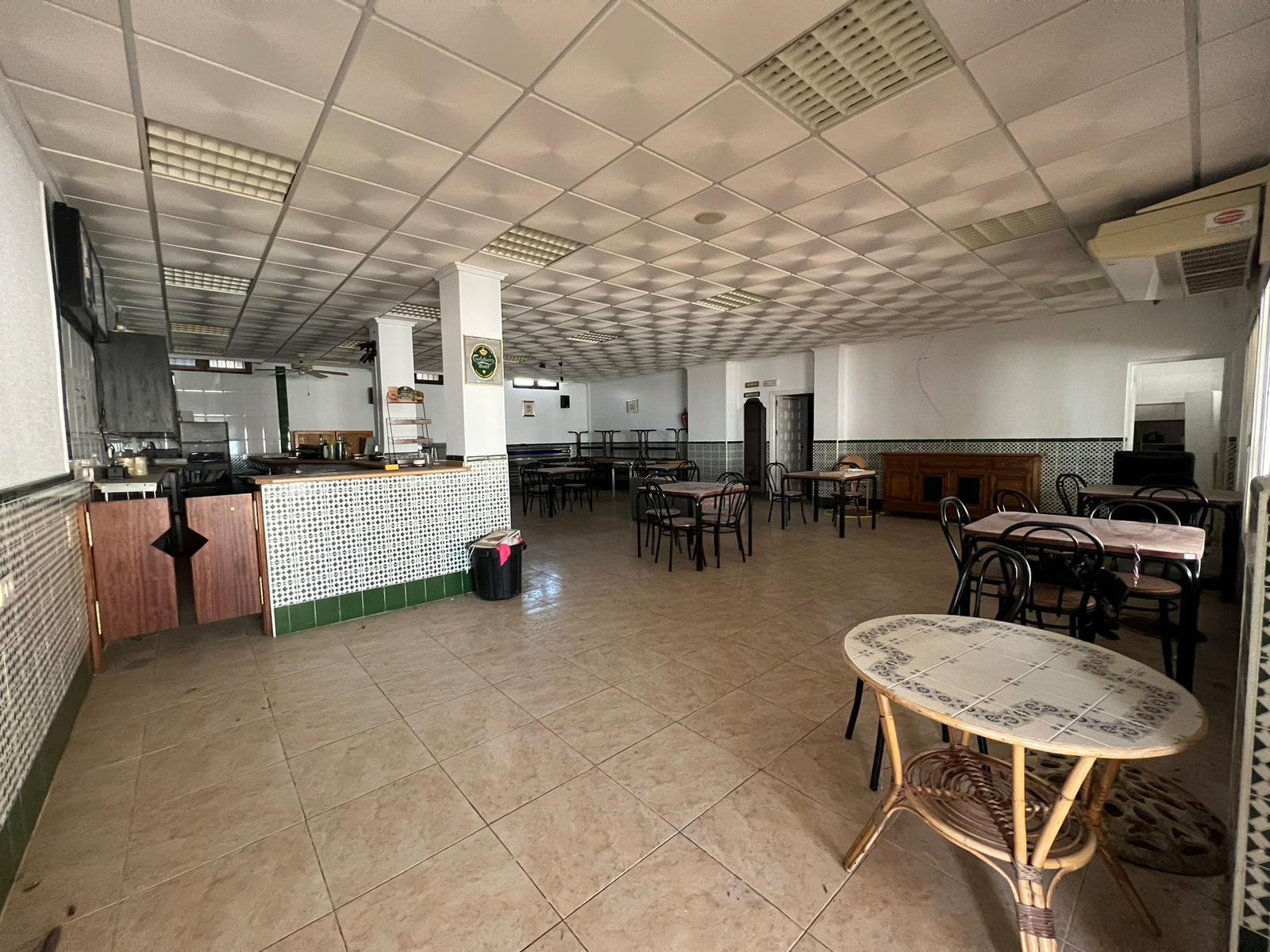 Propiedad comercial en Torrevieja, Alicante, España 300 m2 No. 182797