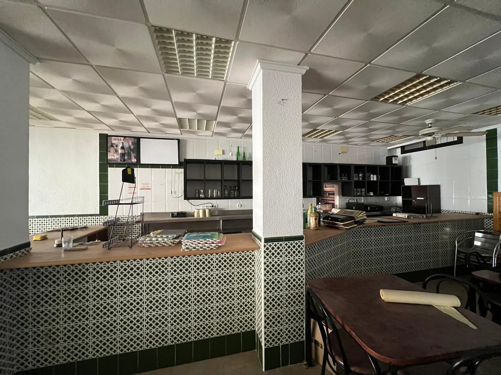 Propiedad comercial en Torrevieja, Alicante, España 300 m2 No. 182797