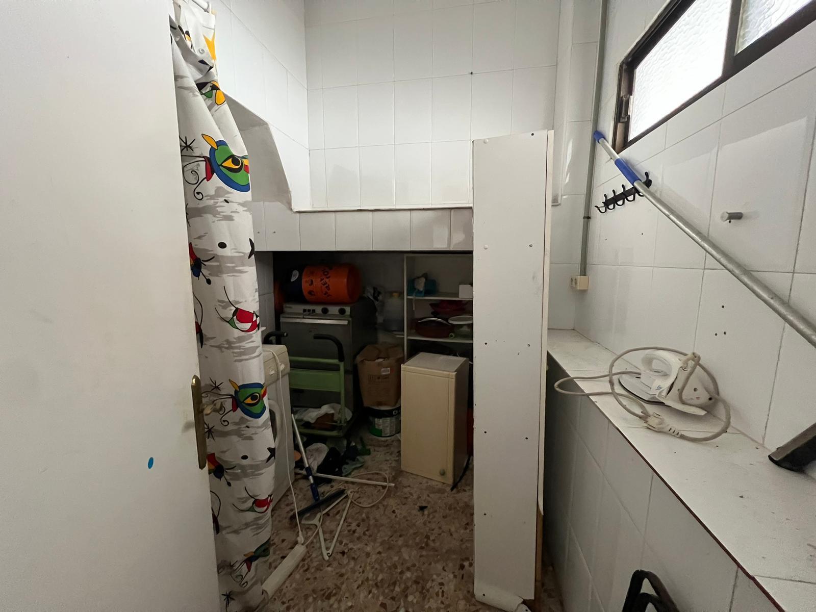 Propiedad comercial en Torrevieja, Alicante, España 300 m2 No. 182797