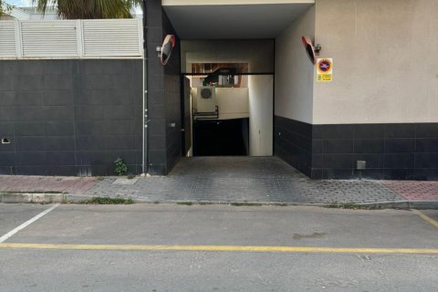 Parking in Torrevieja, Alicante, Spain No. 182795