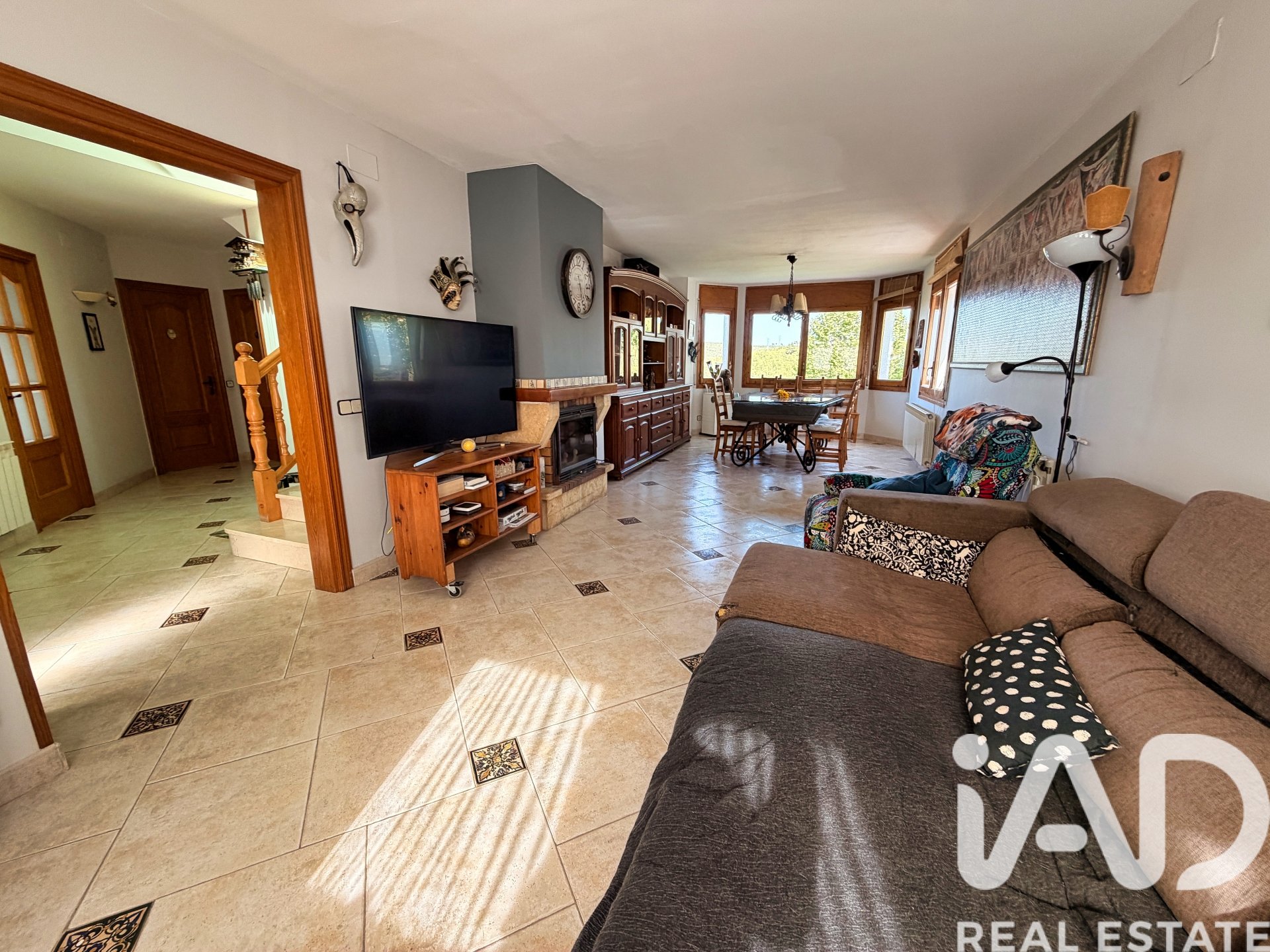 House à Vallirana, Barcelona, Espagne 5 chambres, 281 m2 No. 172565