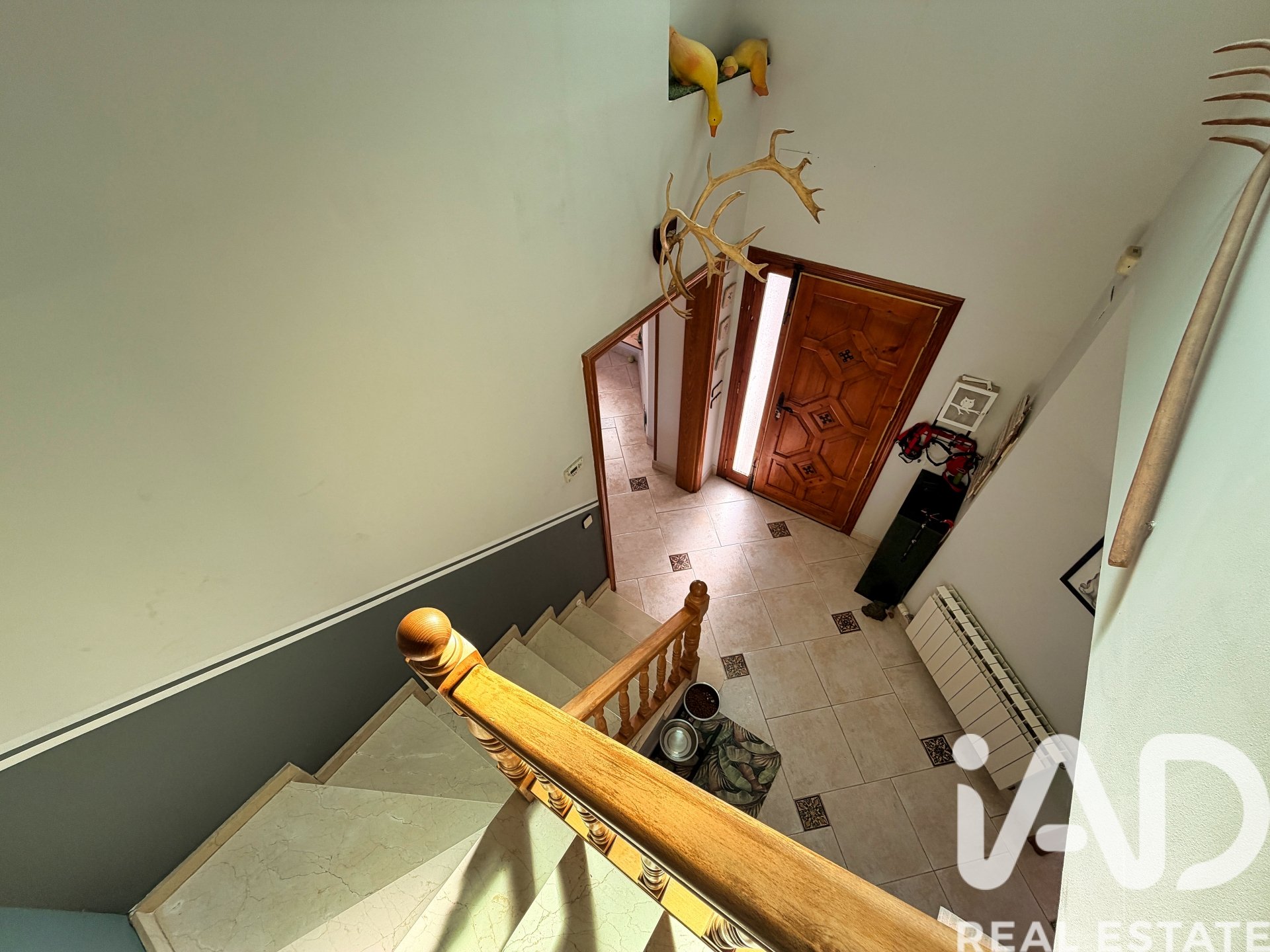 House à Vallirana, Barcelona, Espagne 5 chambres, 281 m2 No. 172565