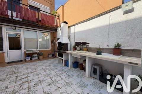 House for sale in Ivars d'Urgell, Lleida, Spain 5 bedrooms, 431 sq.m. No. 172567 - photo 3