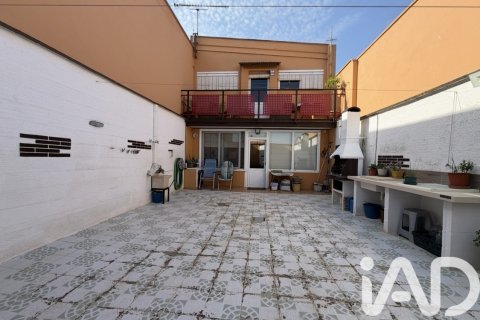 House for sale in Ivars d'Urgell, Lleida, Spain 5 bedrooms, 431 sq.m. No. 172567 - photo 10