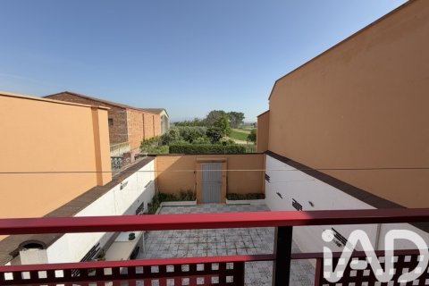 House for sale in Ivars d'Urgell, Lleida, Spain 5 bedrooms, 431 sq.m. No. 172567 - photo 16