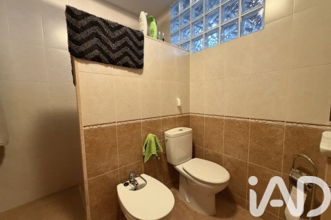 House for sale in Ivars d'Urgell, Lleida, Spain 5 bedrooms, 431 sq.m. No. 172567 - photo 22