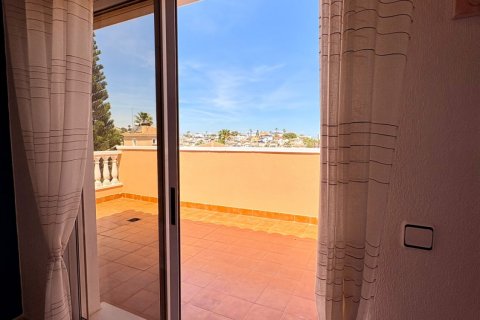 House à vendre à San Miguel de Salinas, Alicante, Espagne, 5 chambres, 208 m2 No. 172481 - photo 21