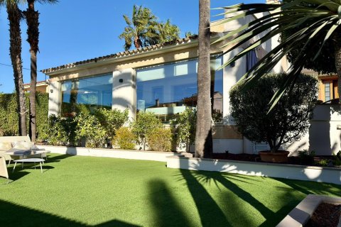 Villa in Benidorm, Alicante, Spanien 6 Schlafzimmer, 357 m2 Nr. 151051