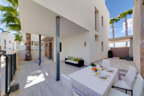 Willa w La Zenia, Alicante, Hiszpania 3 sypialnie, 120 mkw. nr 151052 – zdjęcie 25