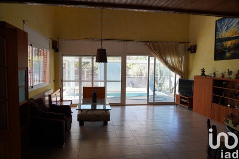 Talo myytävänä Olerdola, Barcelona, Espanja, 5 makuuhuonetta, 655 m2 No. 154068 - kuva 8