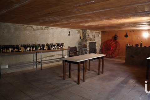 Talo myytävänä Olerdola, Barcelona, Espanja, 5 makuuhuonetta, 655 m2 No. 154068 - kuva 26