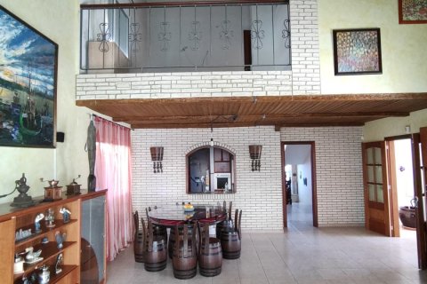 Talo myytävänä Olerdola, Barcelona, Espanja, 5 makuuhuonetta, 655 m2 No. 154068 - kuva 7