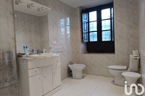 Dom w Santa Maria de Cayon, Cantabria, Hiszpania 9 sypialni, 1000 mkw. nr 154065 – zdjęcie 11