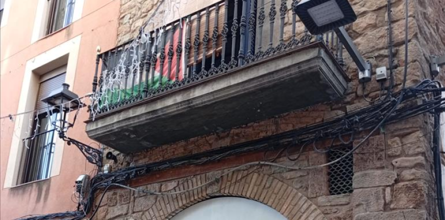 Apartment in Manresa, Barcelona, Spain 4 bedrooms, 262 sq.m. No. 191319