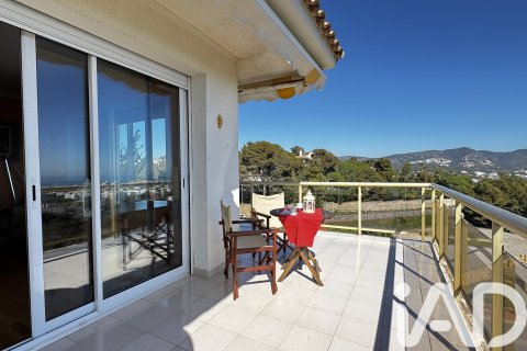 Dzīvoklis pārdošanā Sitges, Barcelona, Spānijā 3 istabas, 112 m2 Nr. 172201 - attēls 2