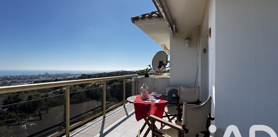 Dzīvoklis Sitges, Barcelona, Spānijā 3 istabas, 112 m2 Nr. 172201